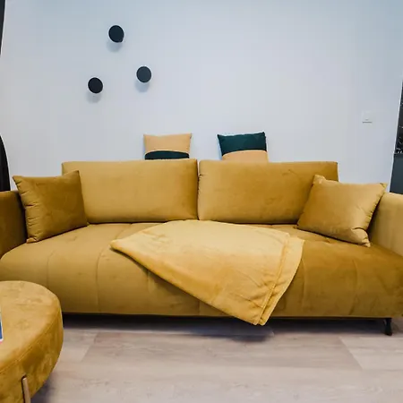 公寓 Koi Deluxe, Urban Two Bedroom Oasis